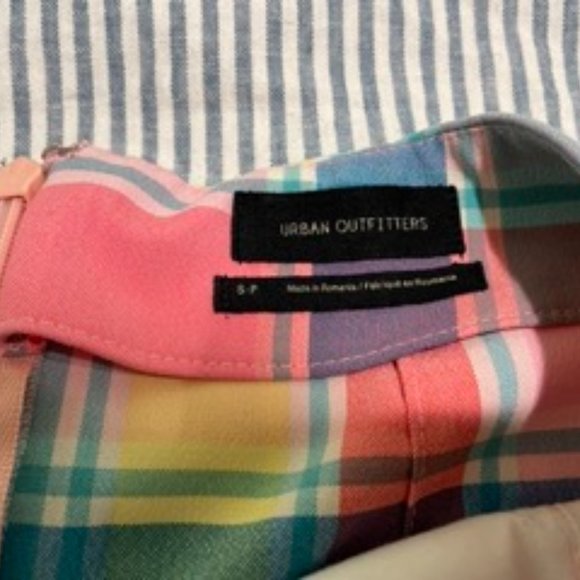 Urban Outfitters low rise mini skirt - Picture 3 of 3